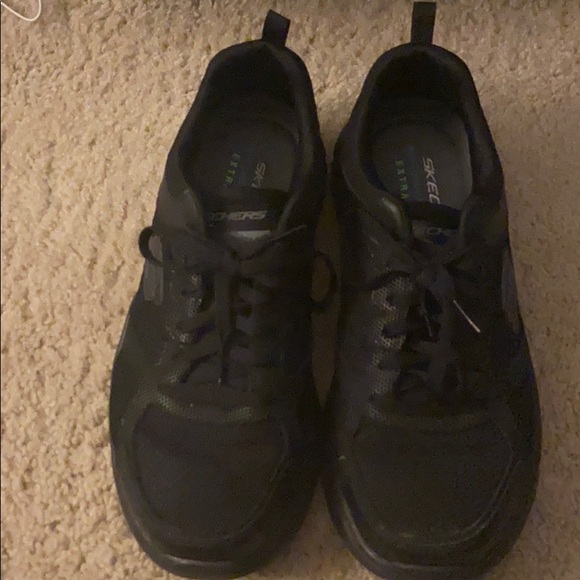 skechers extra wide memory foam